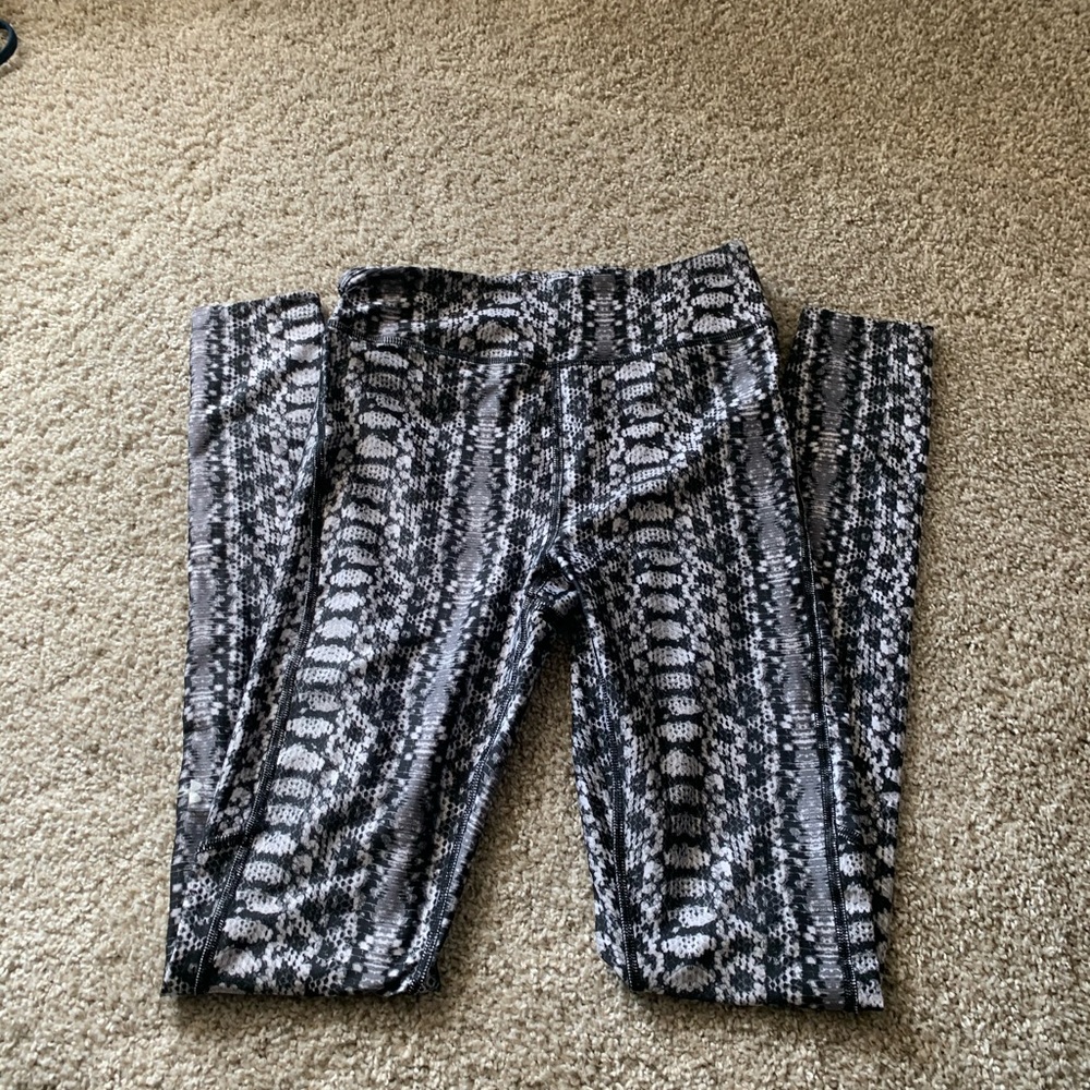 SnakeSkin Underarmor Leggings